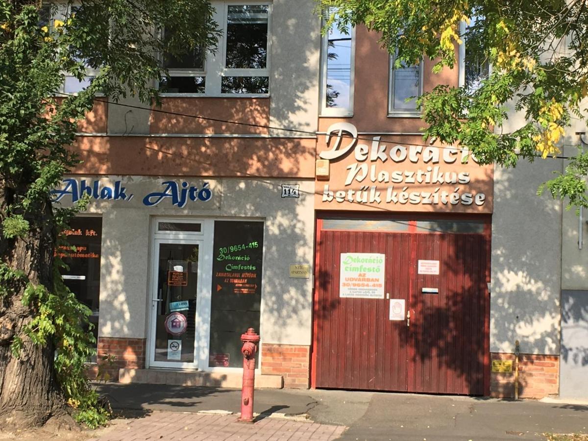Nyil Apartman Wellnes Debrecen Esterno foto